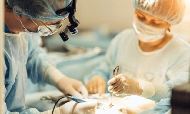 Operacja oszczędzająca pierś i mastektomia w chirurgicznym leczeniu raka sutka