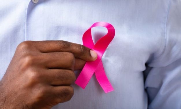 Rak piersi u mężczyzn – objawy i leczenie
