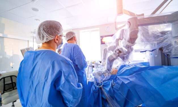 Chirurgia robotowa w Polsce 2023 – raport
