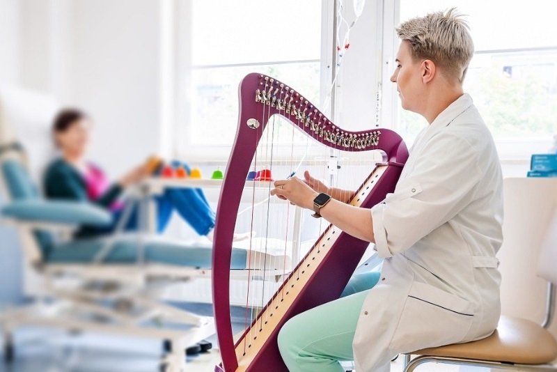 Muzykoterapia pomaga pacjentom onkologicznym
